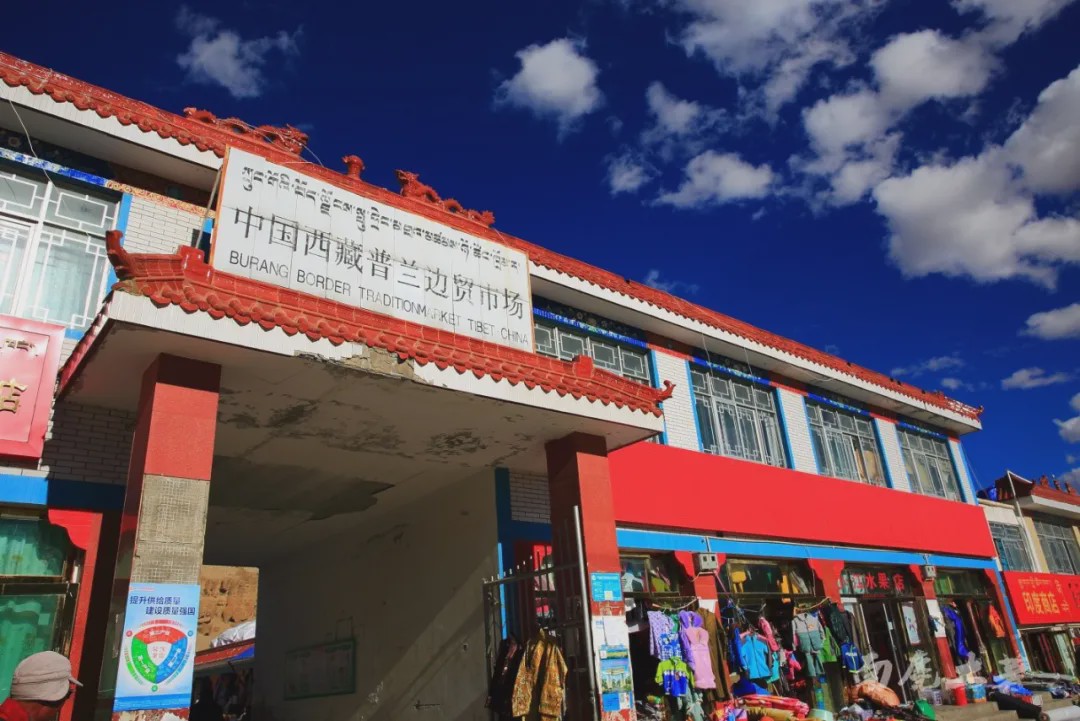 尼泊爾關閉中尼邊界的陸路口岸 不少華商損失嚴重(圖2)